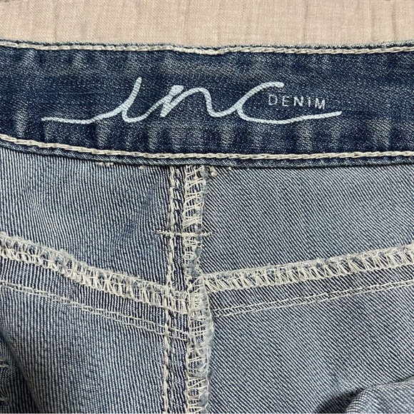 Inc Denim Curvy Fit Cuffed Capri Jeans Medium Wash Size 14 - Picture 2 of 11